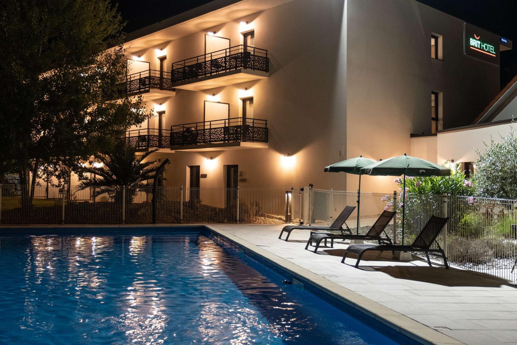 Comfort Hotel Figeac Exterior foto