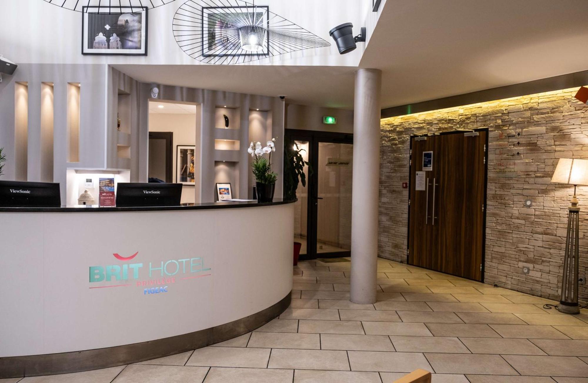Comfort Hotel Figeac Exterior foto